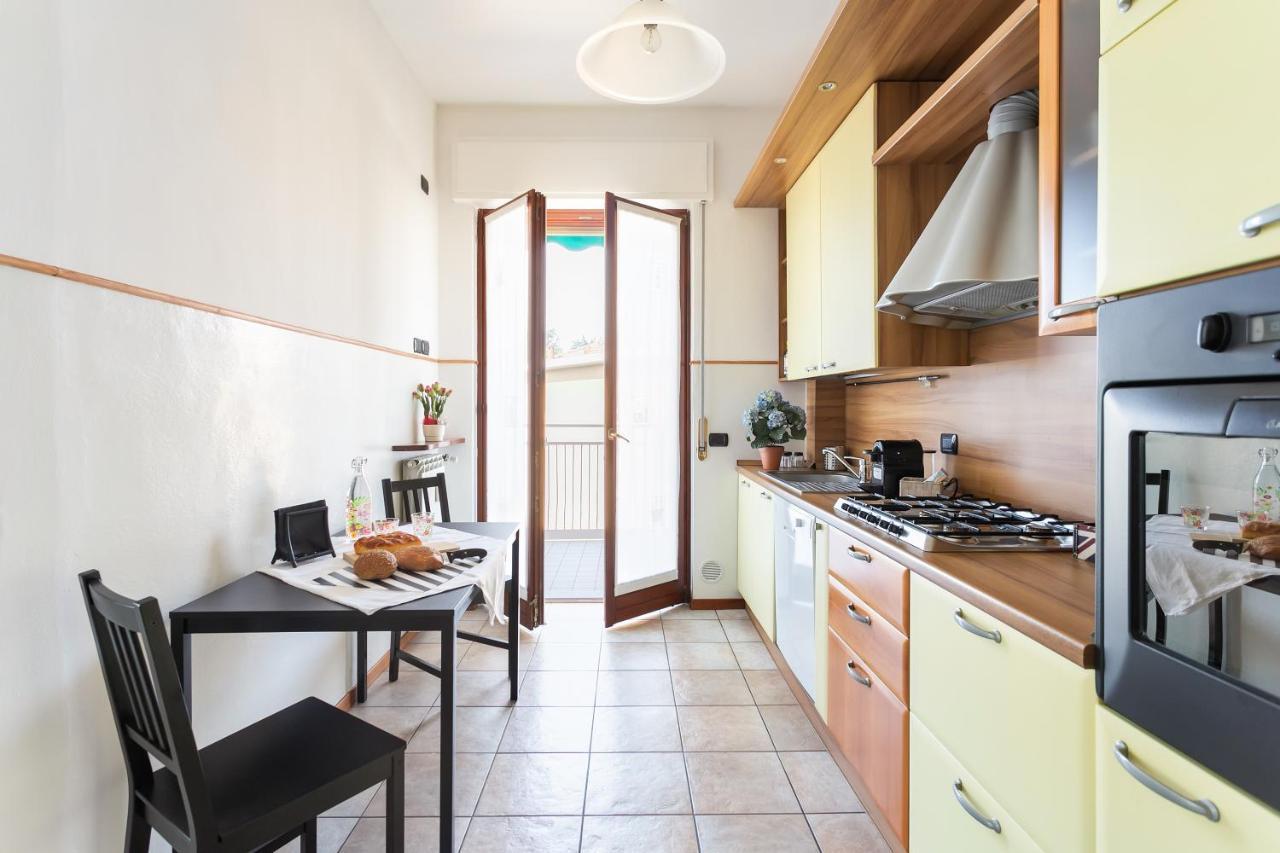Santa Chiara Apartment By MyhomeinΌπως Εξωτερικό φωτογραφία