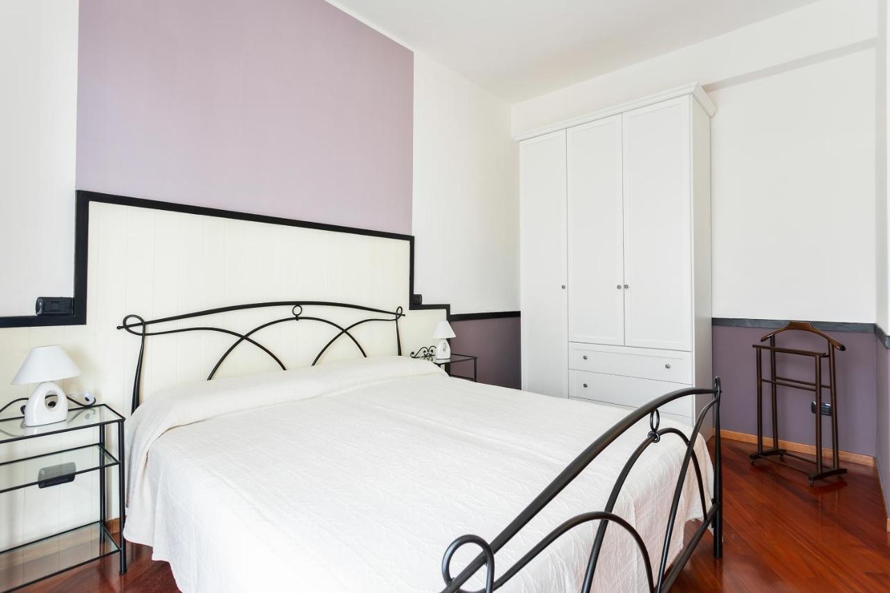 Santa Chiara Apartment By MyhomeinΌπως Εξωτερικό φωτογραφία