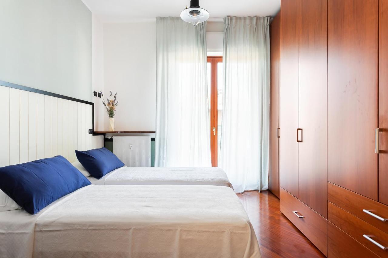 Santa Chiara Apartment By MyhomeinΌπως Εξωτερικό φωτογραφία